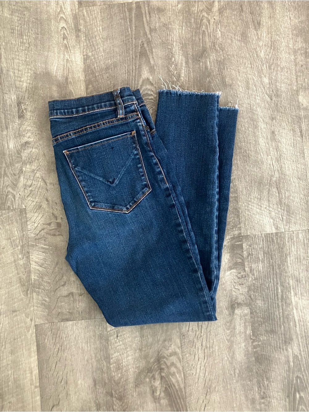 Hudson Barbara Raw Hem Jeans size 29